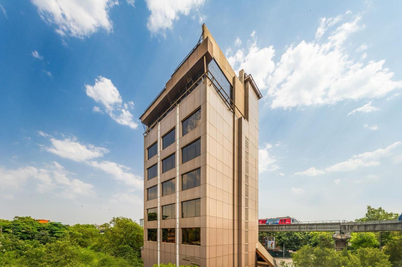 Hotel Peninsula Redpine Mumbai Exterior foto