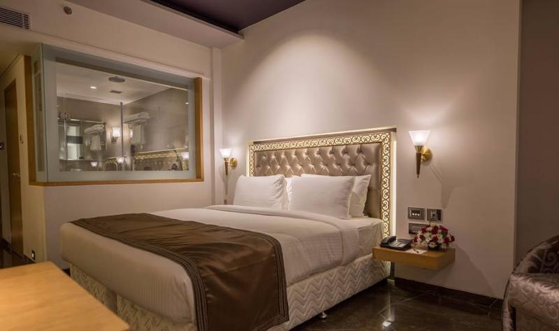 Hotel Peninsula Redpine Mumbai Exterior foto