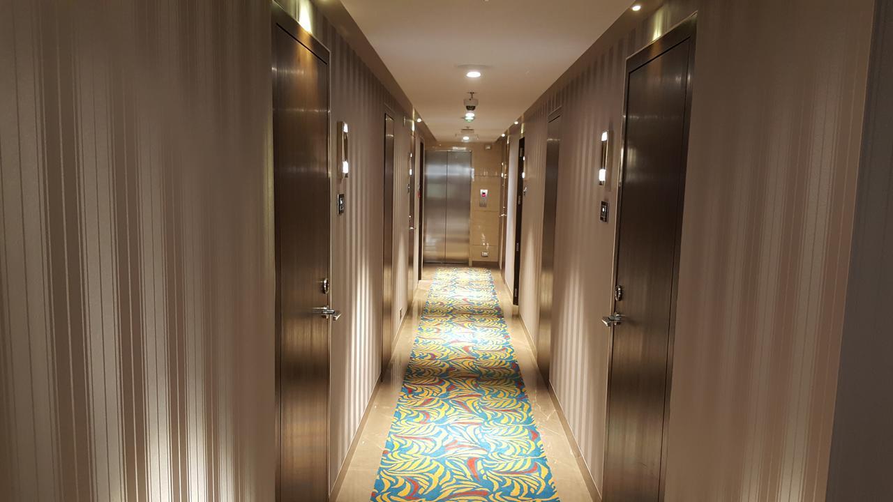 Hotel Peninsula Redpine Mumbai Exterior foto