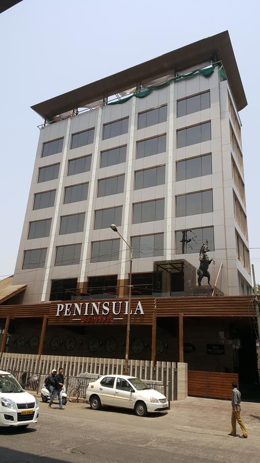 Hotel Peninsula Redpine Mumbai Exterior foto