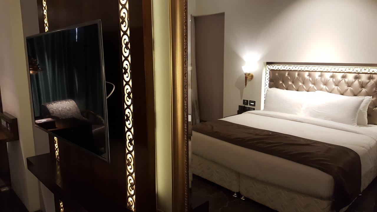 Hotel Peninsula Redpine Mumbai Exterior foto