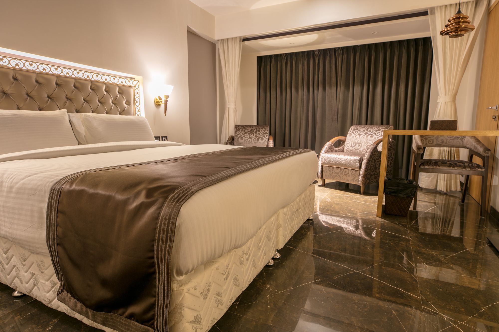 Hotel Peninsula Redpine Mumbai Exterior foto
